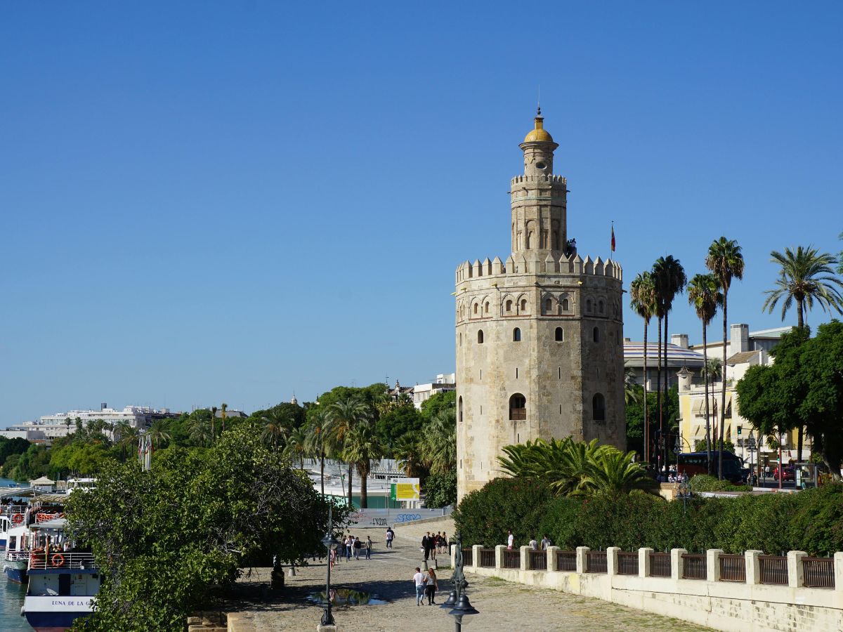 Torre del oro de Sevilla - Ciudad Secreta Tours