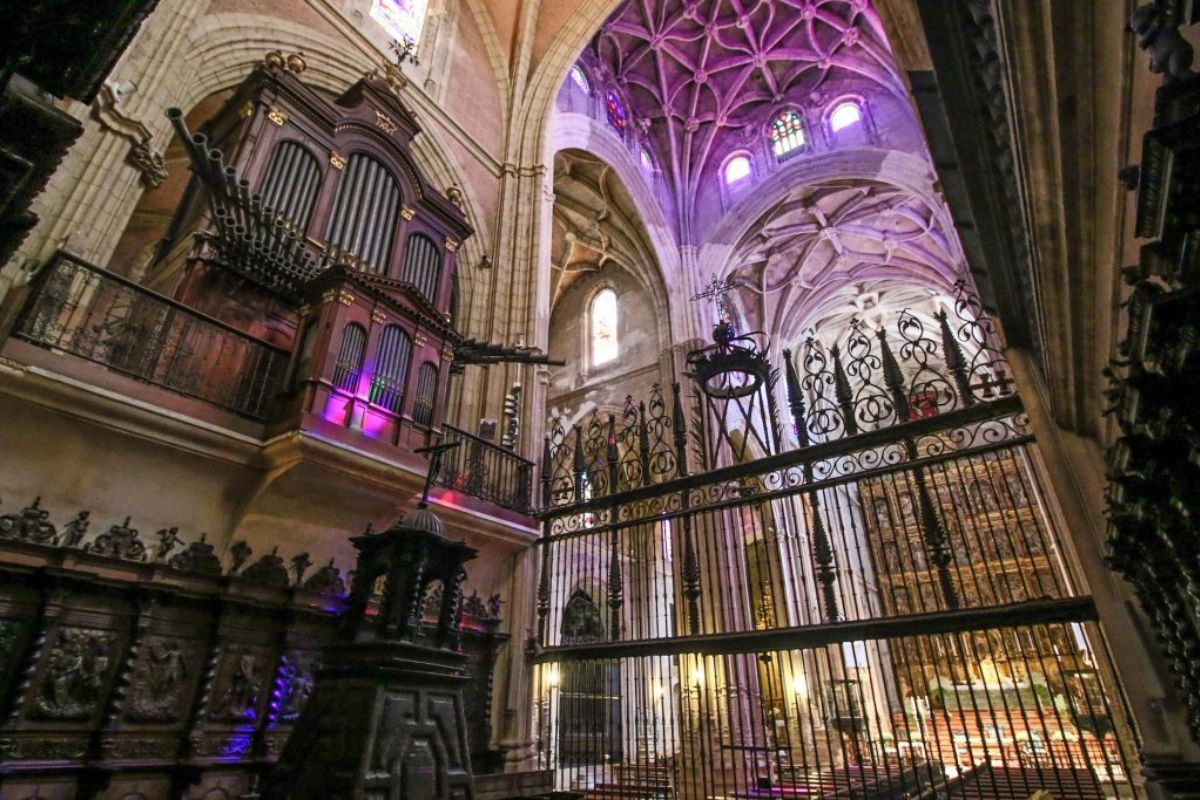 organo de Iglesia prioral de Santa Maria