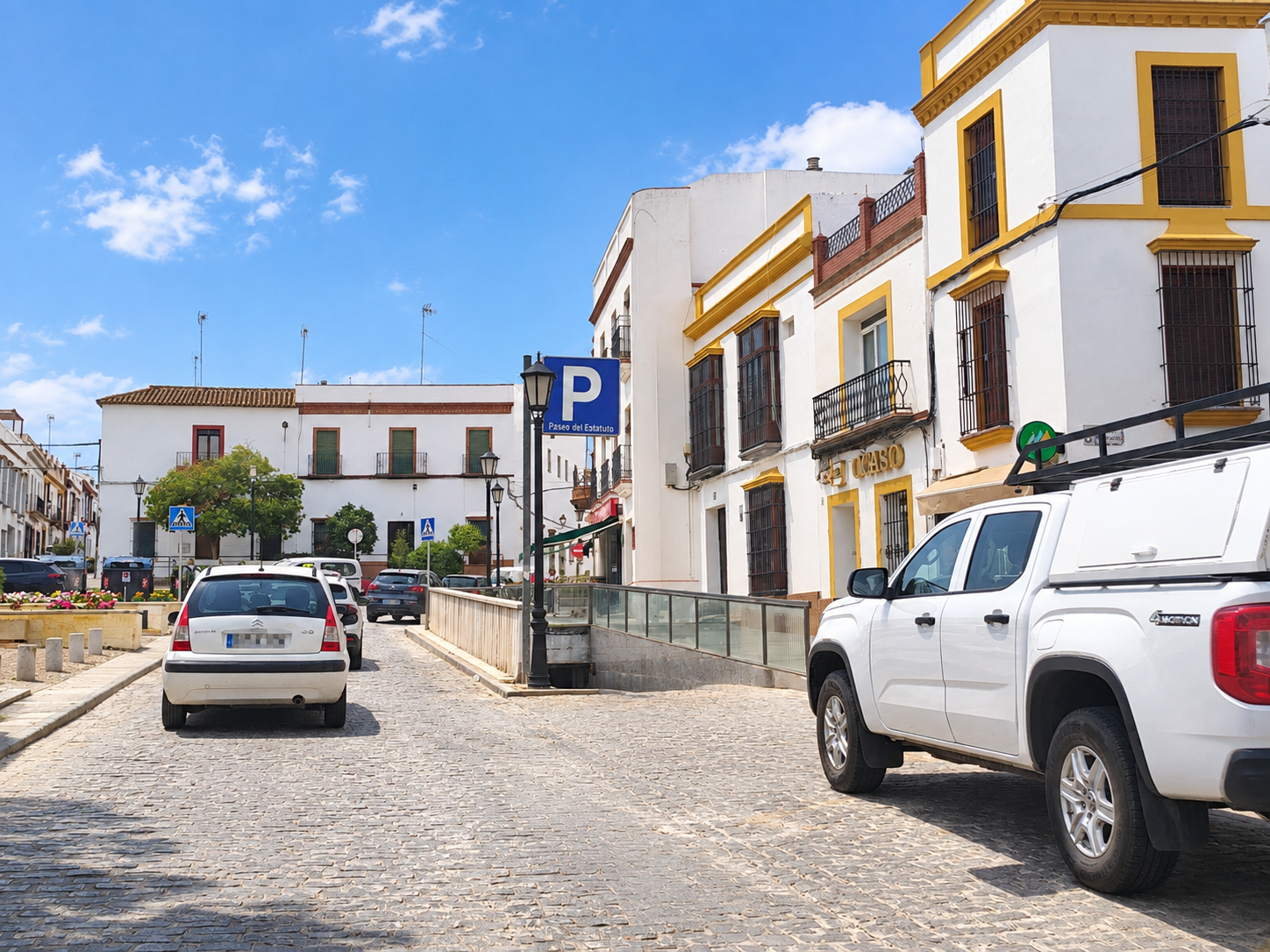 El parking paseo del estatuto es una de las mejores formas de aparcamiento en Carmona